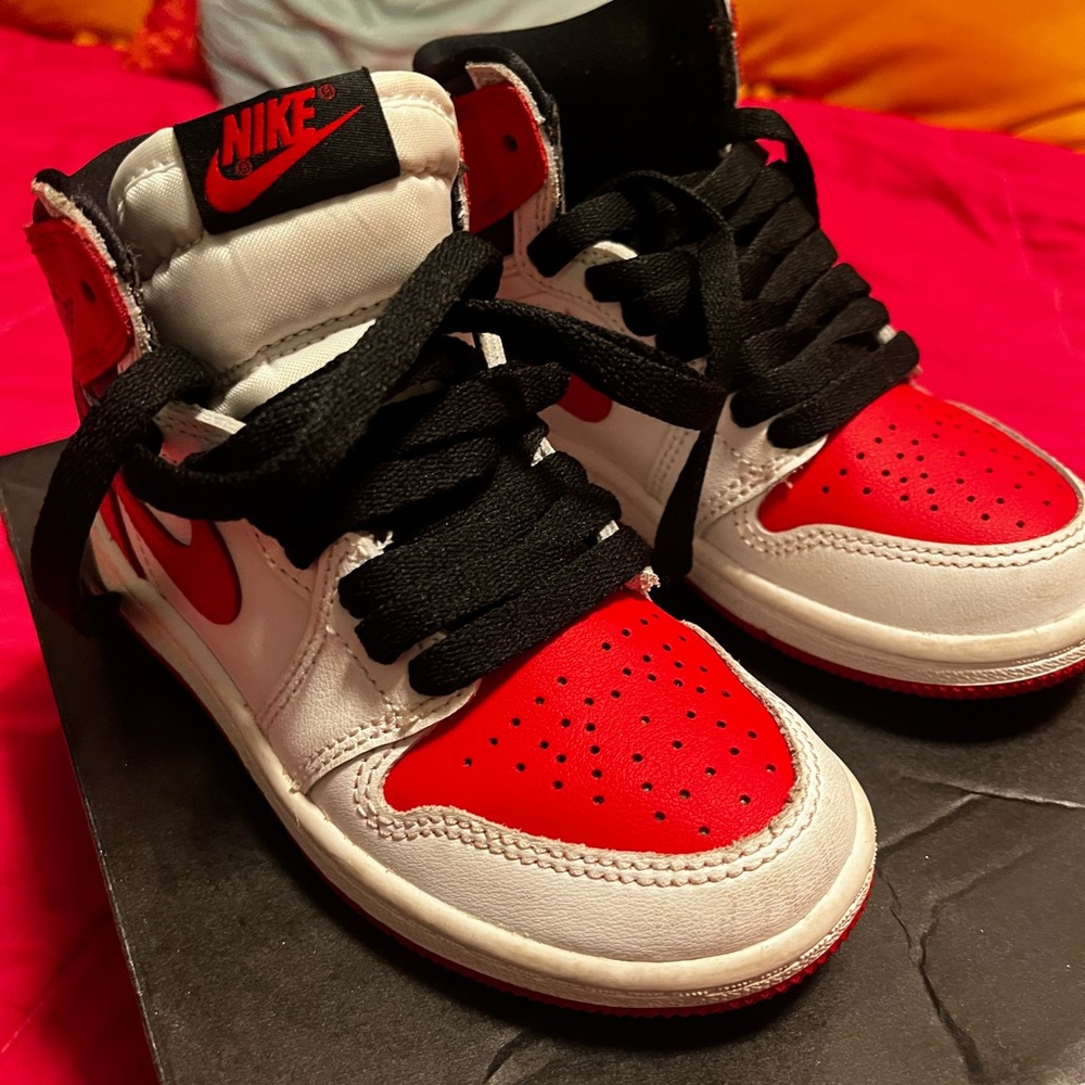 Nike jordan high tops